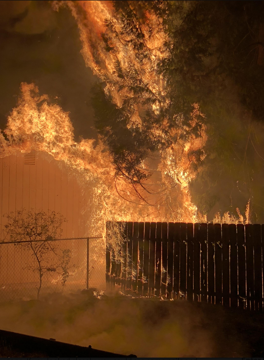 NIST Study Finds Wildfire Hazards in Residential Fences and Mulch Beds
